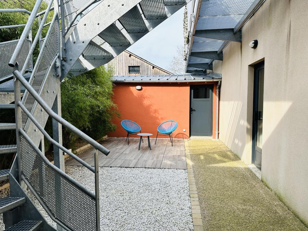 Ferienwohnung Le Patio De Loiseau Le Mans Exterior foto