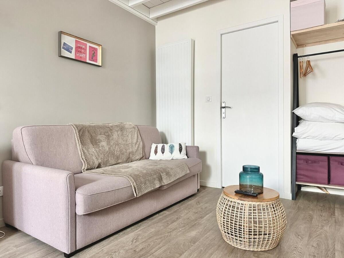 Ferienwohnung Le Patio De Loiseau Le Mans Zimmer foto